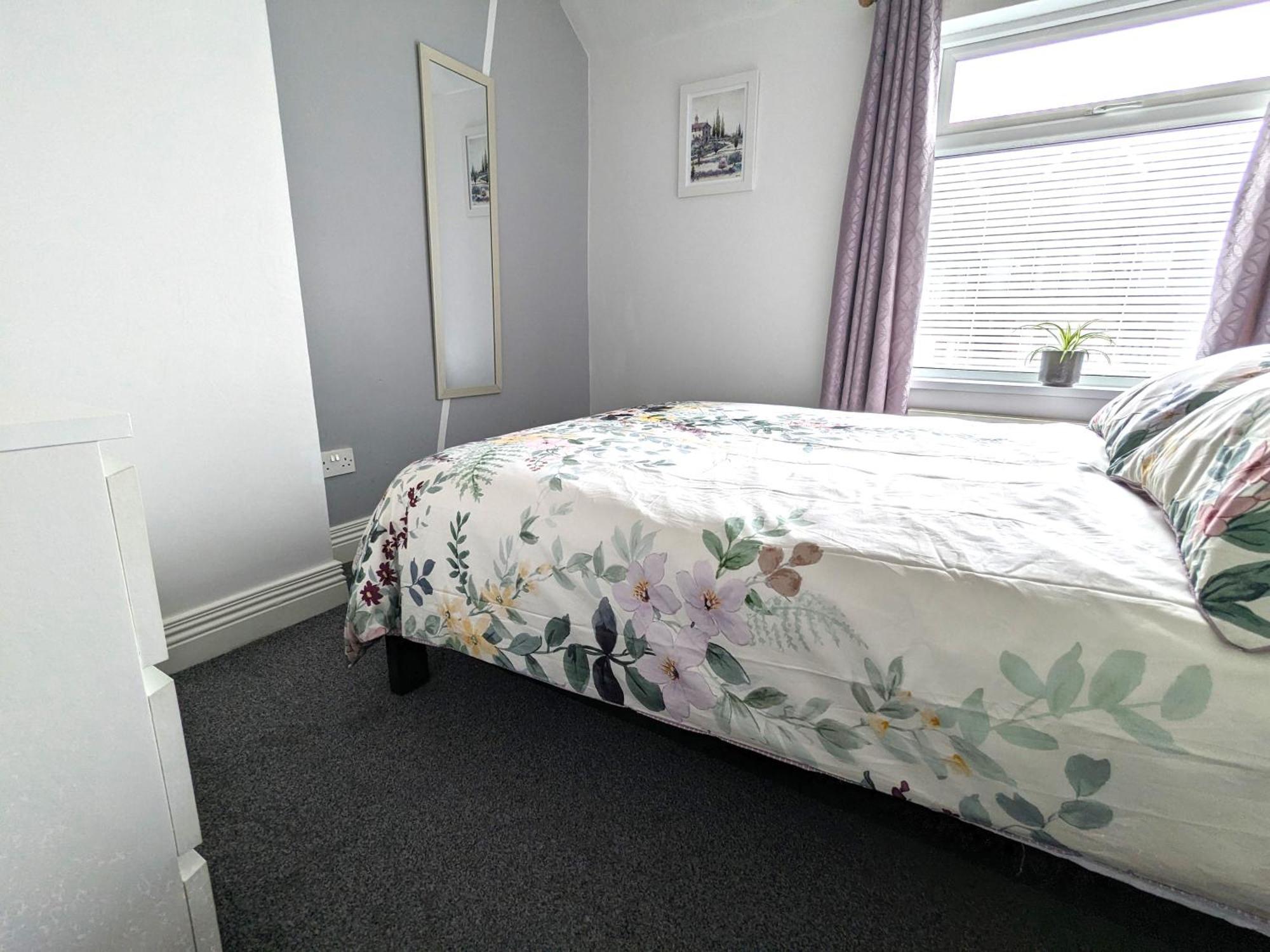 Heart Of Belfast With Private Garden Villa Екстериор снимка
